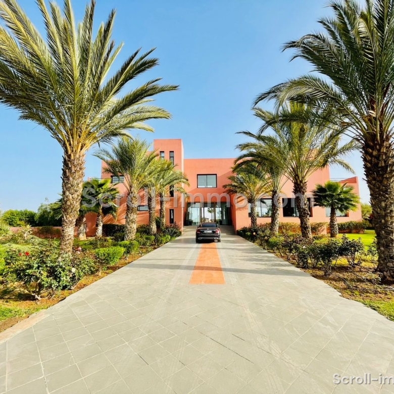 Villa contemporaine 1 Hectare Route du Barrage – 5 Suites