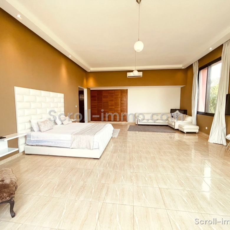 Villa contemporaine 1 Hectare Route du Barrage – 5 Suites