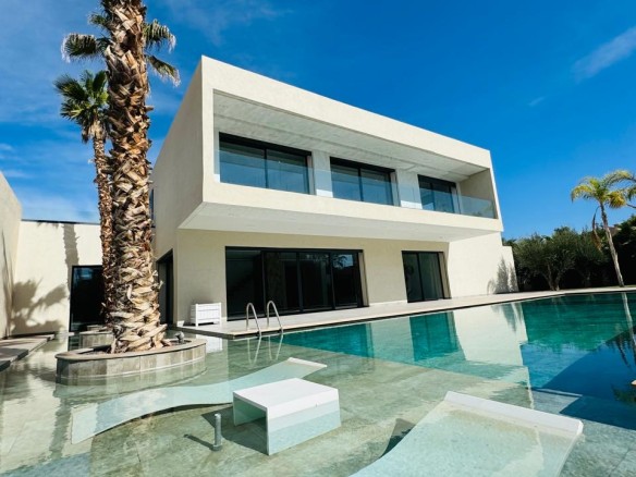 Villa de Prestige meublé Route D’ourika – 4 Suites