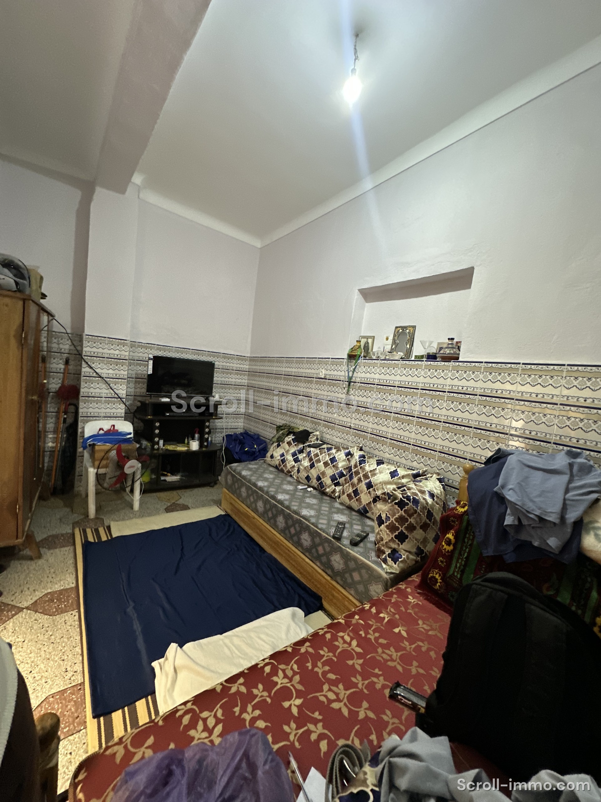 Riad Melkia 94m2 à rénover – à côté du parking Riad Laarouss