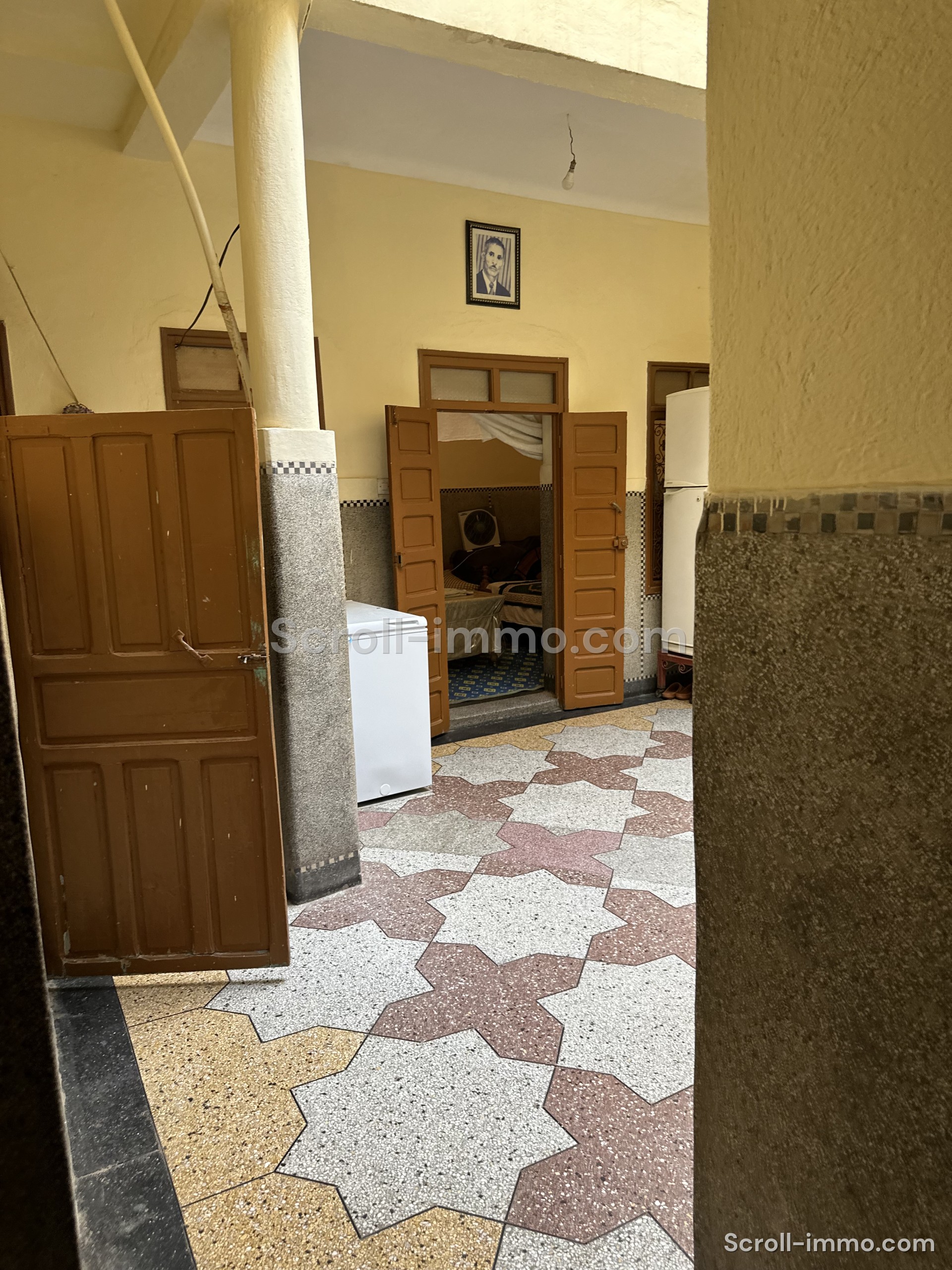 Riad Melkia 94m2 à rénover – à côté du parking Riad Laarouss