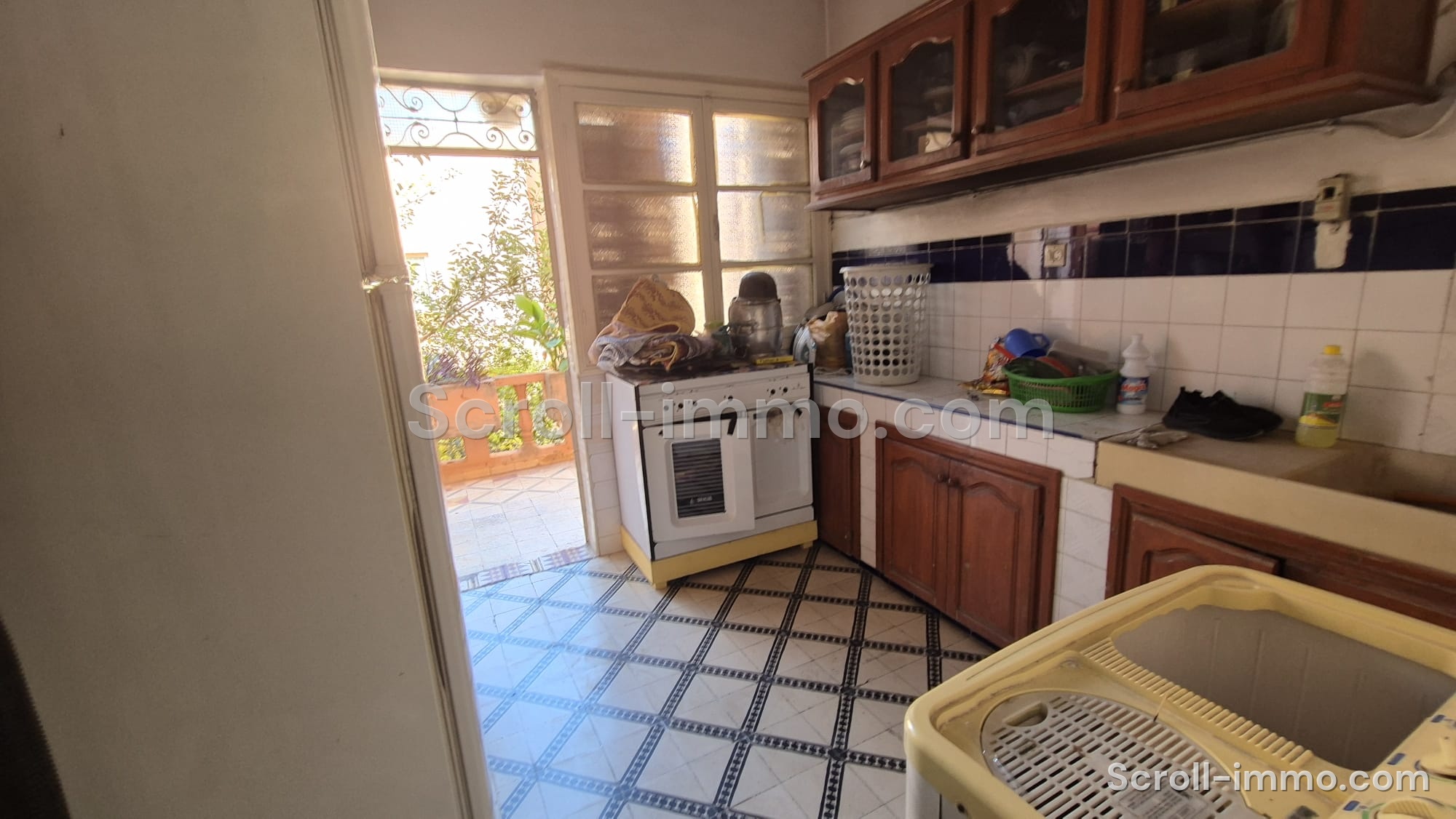 Villa beldi mitoyenne titrée, à rénover, idéal investisseur/ 300m2