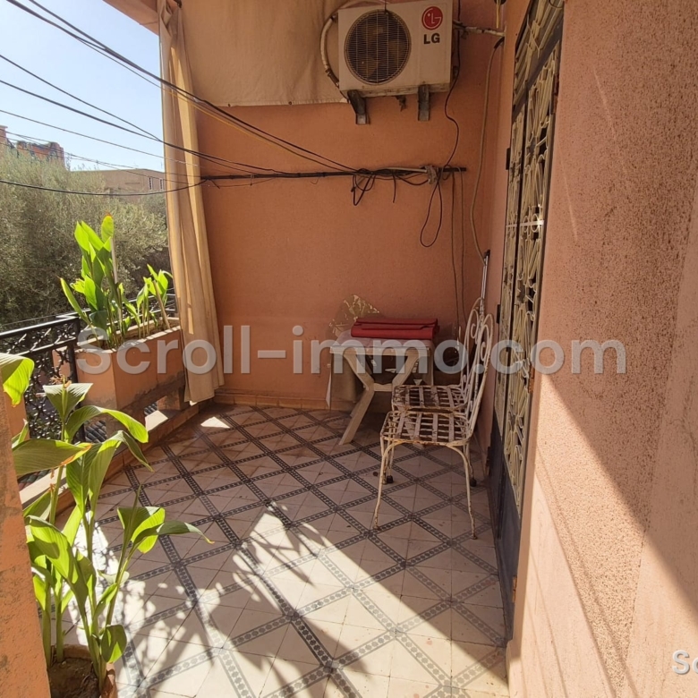 Villa beldi mitoyenne titrée, à rénover, idéal investisseur/ 300m2