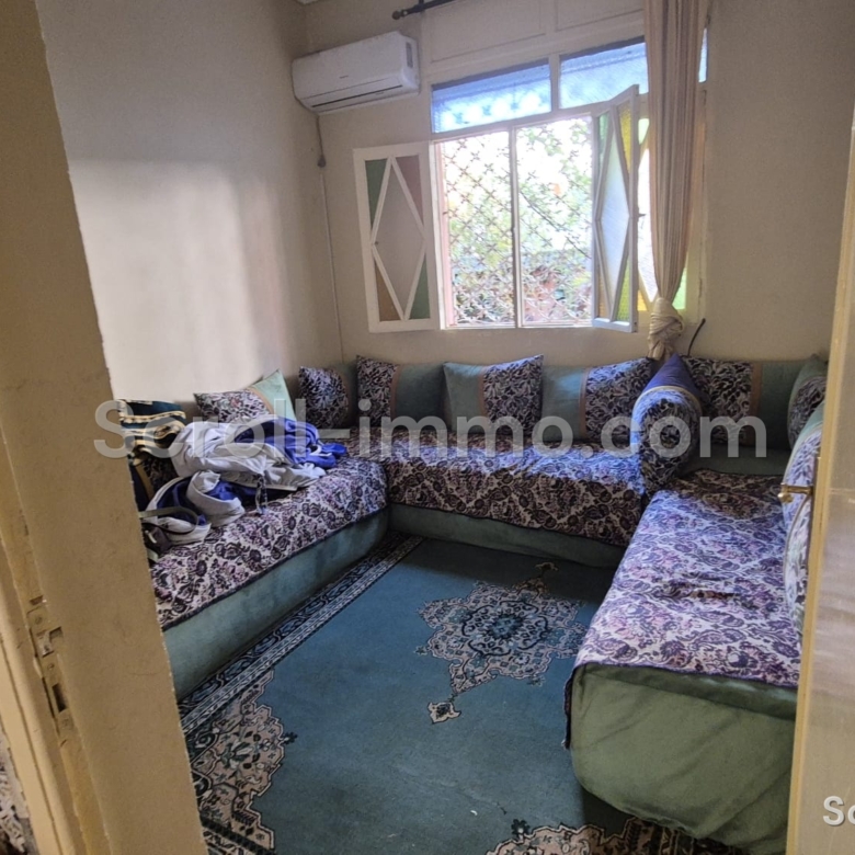 Villa beldi mitoyenne titrée, à rénover, idéal investisseur/ 300m2