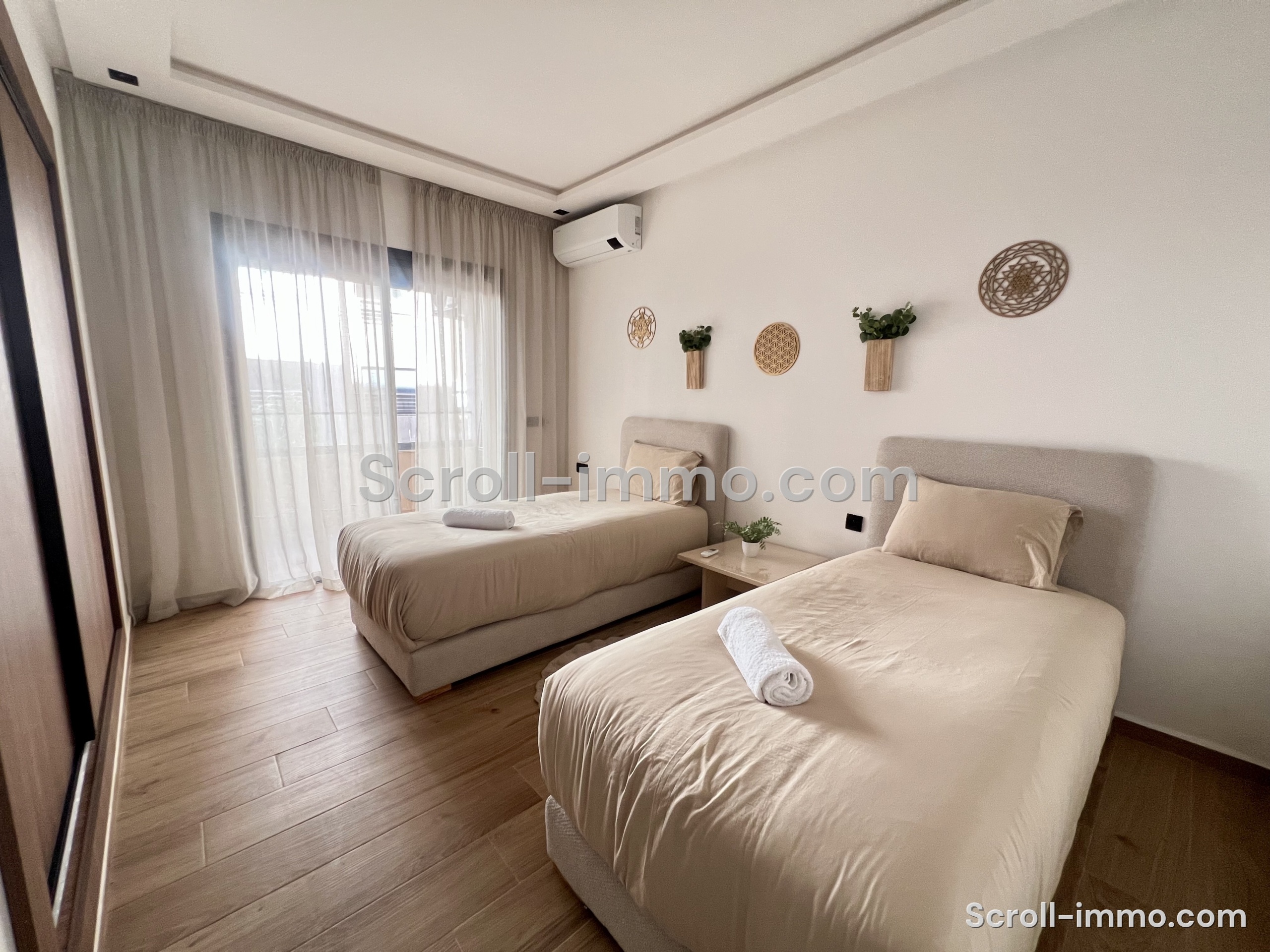 Très bel appartement, trois chambres neuf
