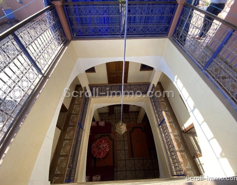 Riad 123m² Titré 5ch à rénover – Quartier Sidi Mimoun