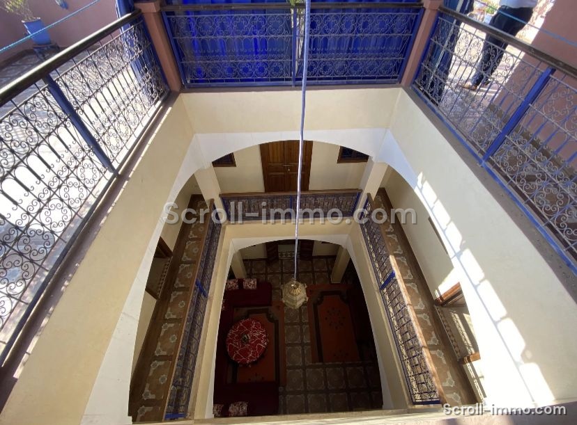 Riad 123m² Titré 5ch à rénover – Quartier Sidi Mimoun