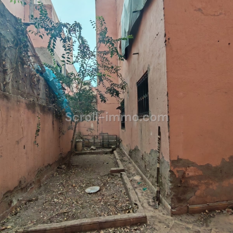 Maison / Appartement Titré, à rénover avec jardin à Hay Zitoun, Marrakech – Fort potentiel !