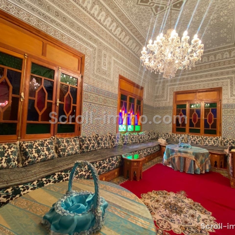 Villa Titré 550m2 à Targa