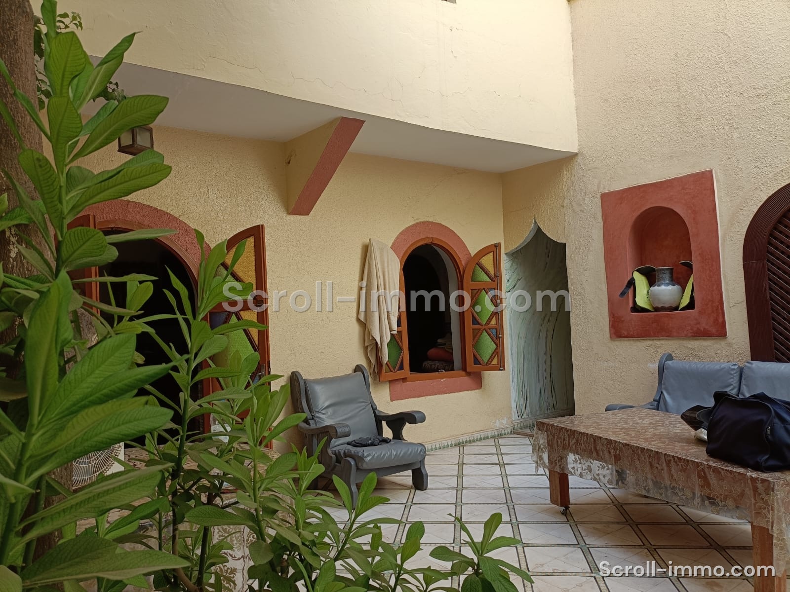 Riad 269m² Titré 13 suites – Quartier Kennaria