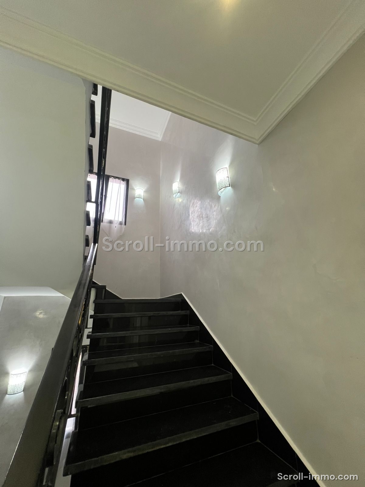 Villa à Vendre Km 18 Route d’ourika – 5 Suites