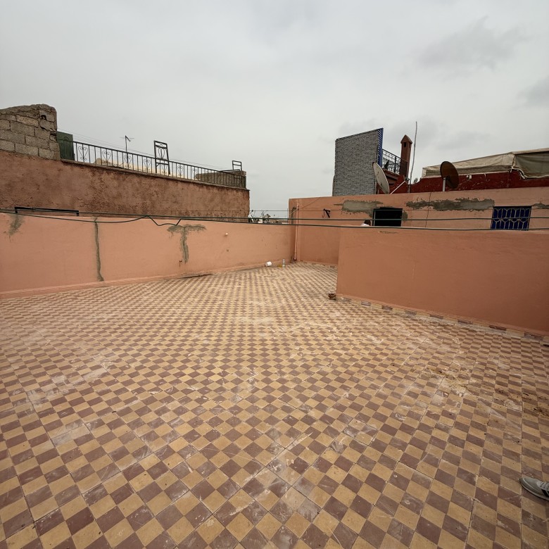 Riad Titré 120M2 – Mosquée Bab Doukalla