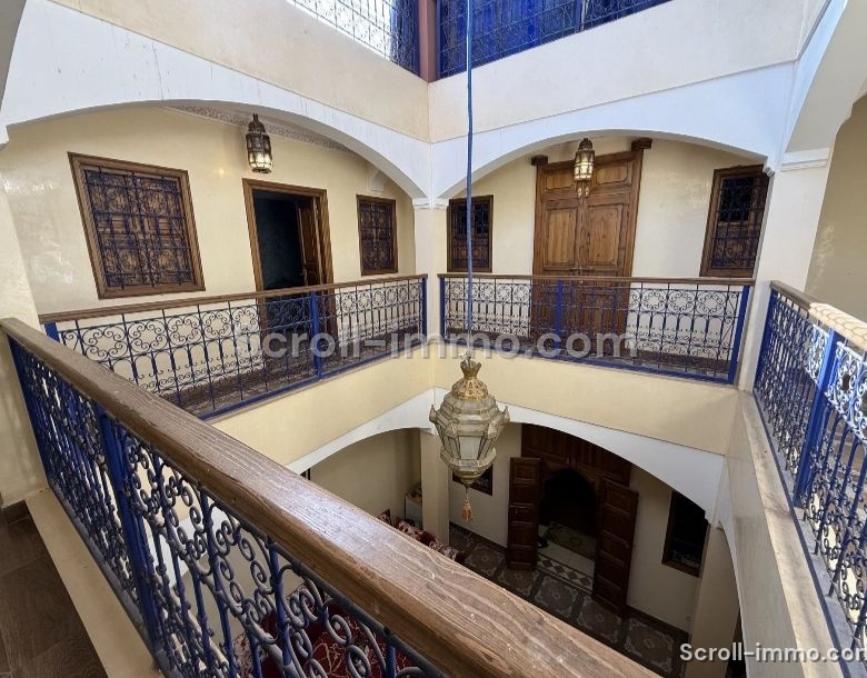 Riad 123m² Titré 5ch à rénover – Quartier Sidi Mimoun