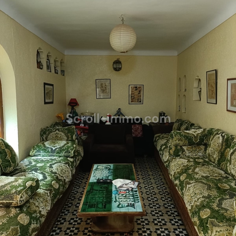 Riad 269m² Titré 13 suites – Quartier Kennaria