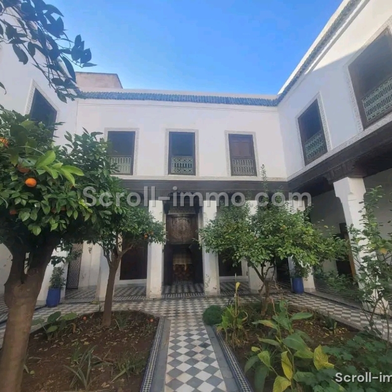 Riad 670m² 20ch Melkia à rénover – Quartier Riad Zitoun