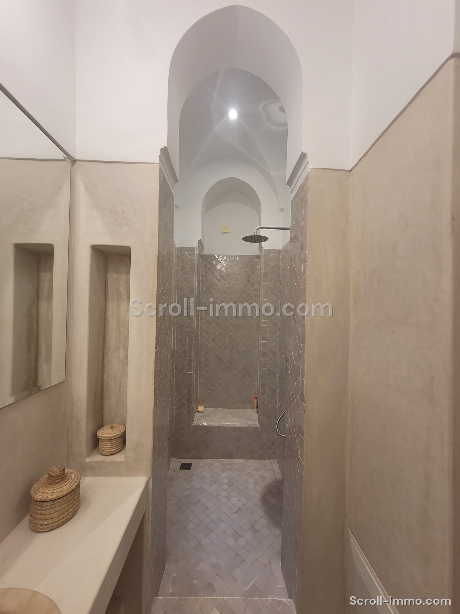 Riad 80m2 Titré à la Kasbah