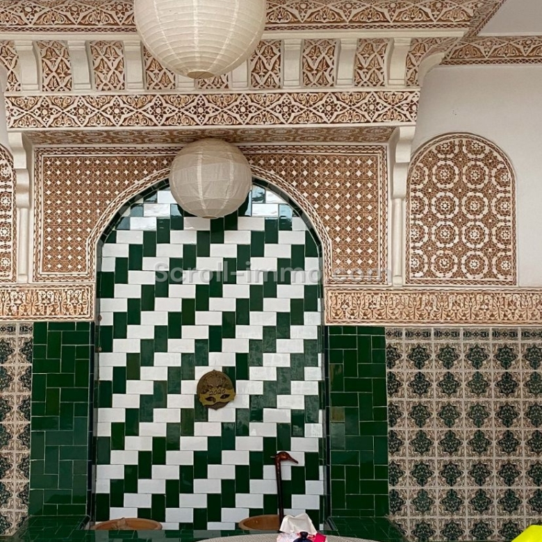 Riad titré à rénover- Quartier Issil