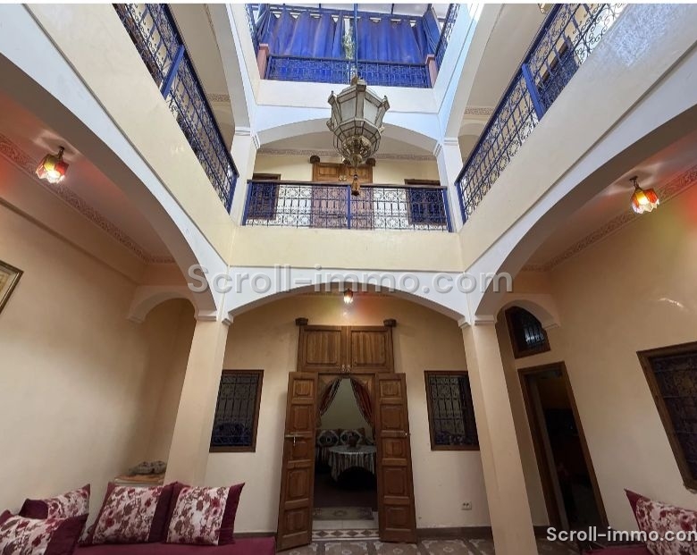 Riad 123m² Titré 5ch à rénover – Quartier Sidi Mimoun