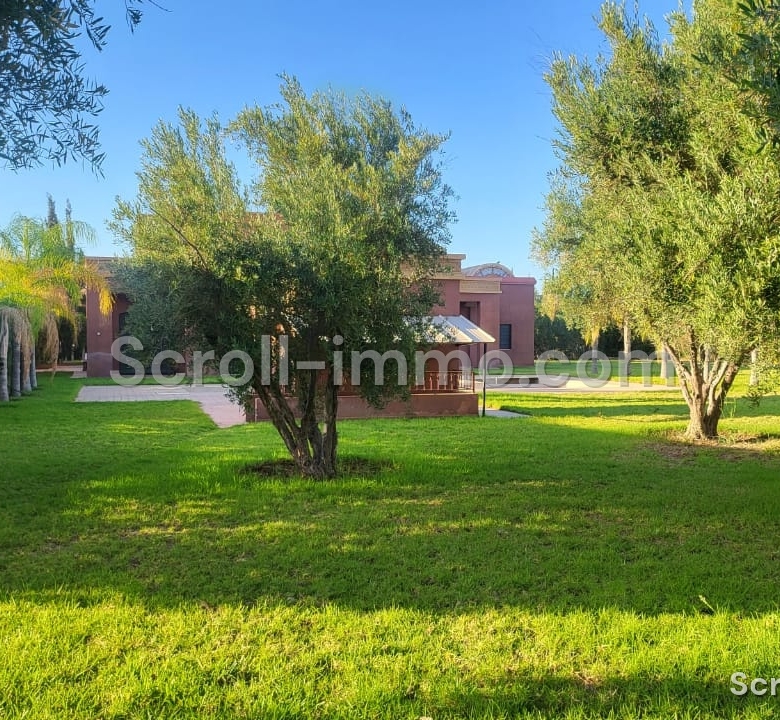 PALAIS & VILLAS – Route d’Amizmiz 17KM MARRAKECH – OPPORTUNITÉ HÔTELIÈRE
