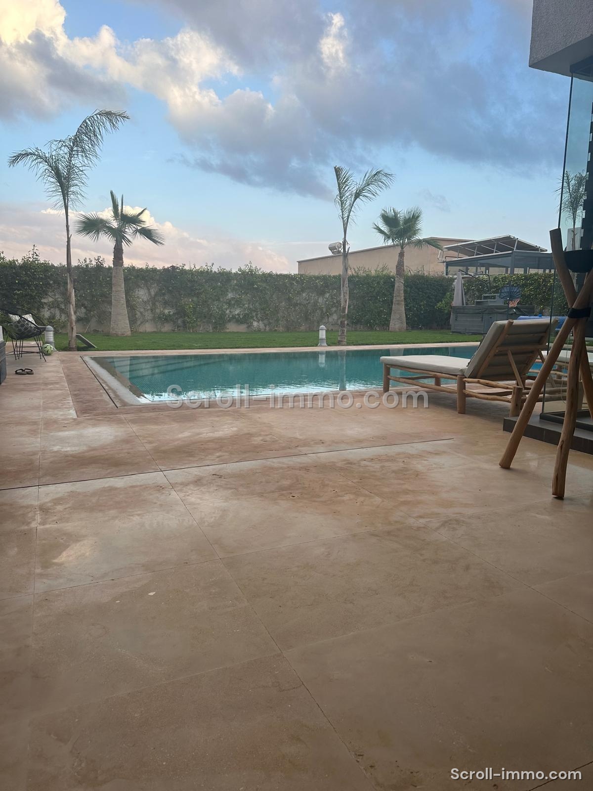 Villa 300m2- 15km Rte Ouarzazate