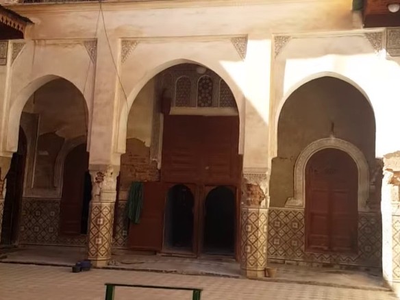 Riad 556m2 à rénover dans le quartier de Hart Essoura