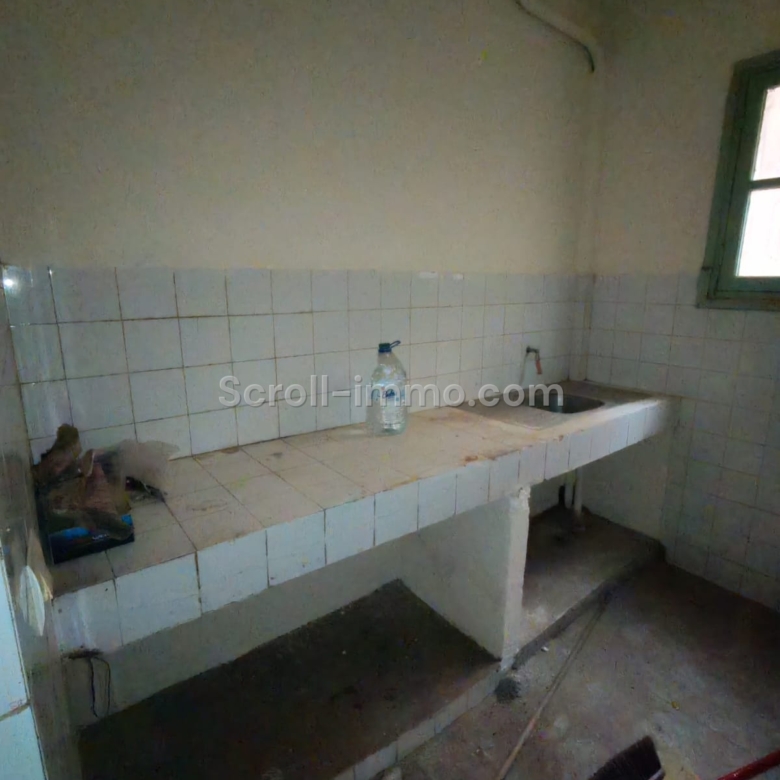 Maison / Appartement Titré, à rénover avec jardin à Hay Zitoun, Marrakech – Fort potentiel !