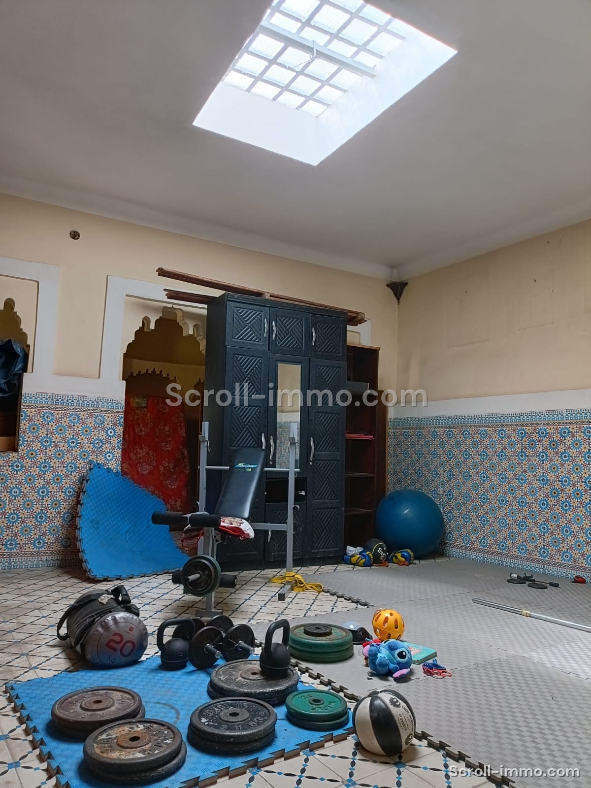 Riad 269m² Titré 13 suites – Quartier Kennaria
