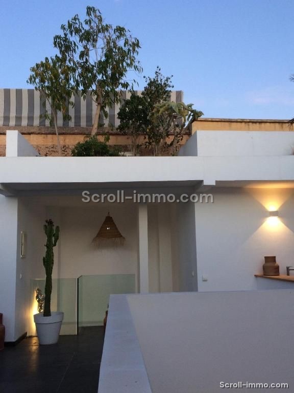 Riad à vendre – 4 Chambres Quartier Sidi Ben Slimane