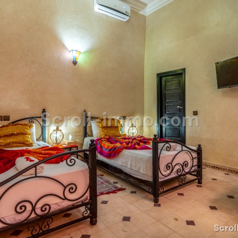 v-Riad 108m2 autorisé maison d&rsquo;hôtes – bab Allens