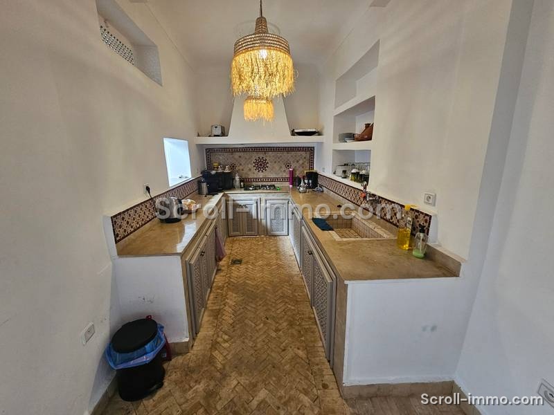 Riad rénové – 161 m² au sol – 5 chambres – Kasbah