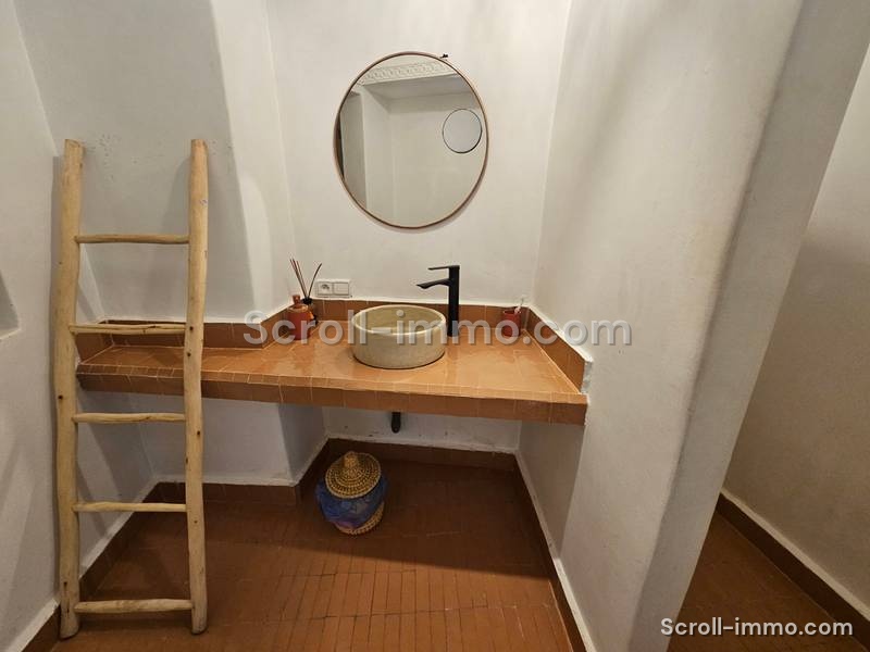 Riad rénové – 161 m² au sol – 5 chambres – Kasbah