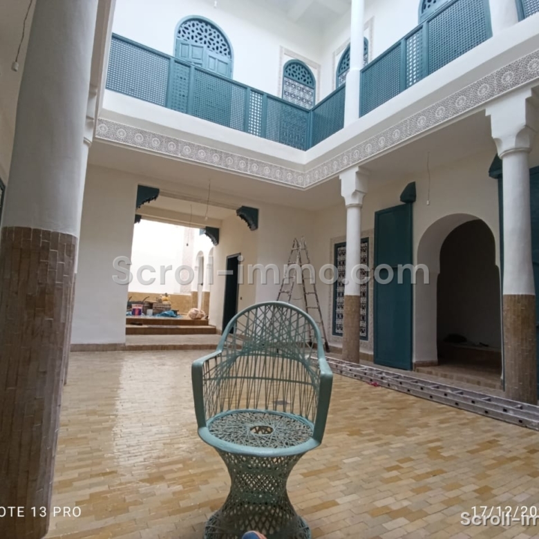 Riad 230m2 fini, titré à Zaouia