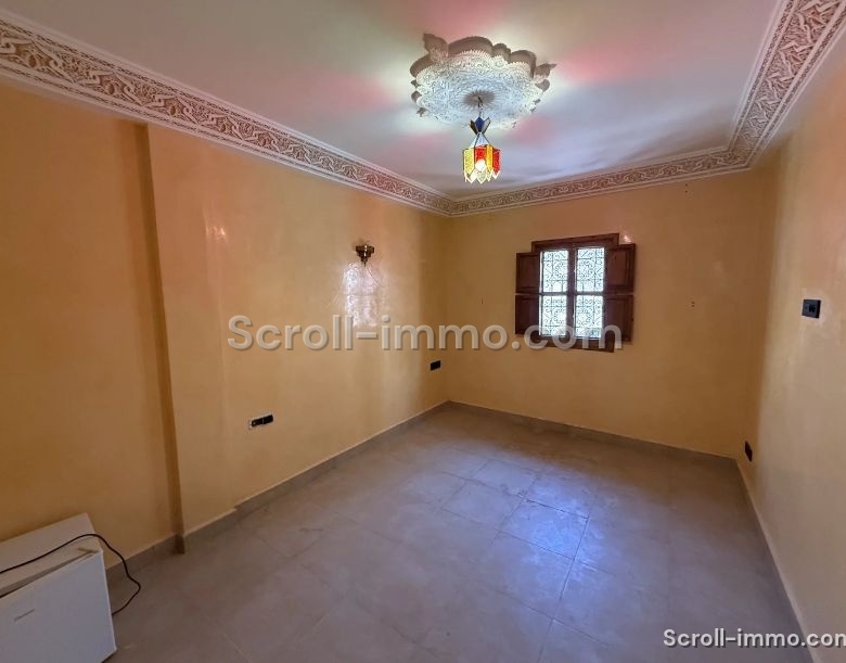 Riad 123m² Titré 5ch à rénover – Quartier Sidi Mimoun