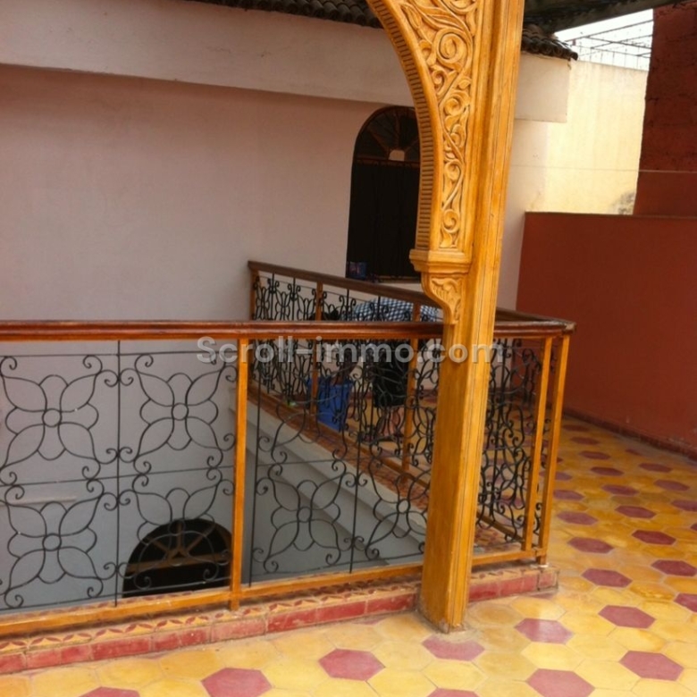 Riad titré à rénover- Quartier Issil