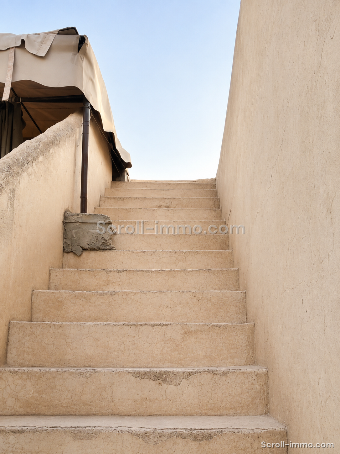 Grand Riad 256 m² Réquisition en cours – Bab Khemis