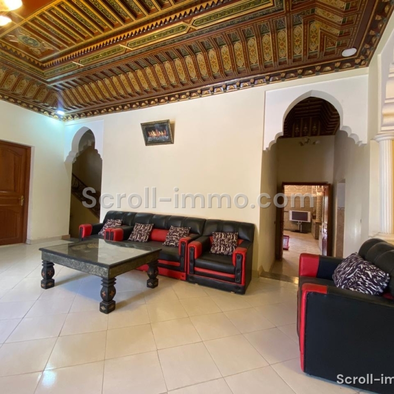 Villa Titré 550m2 à Targa