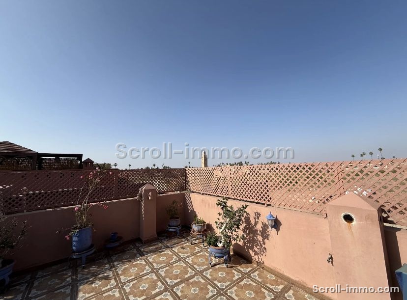 Riad 123m² Titré 5ch à rénover – Quartier Sidi Mimoun
