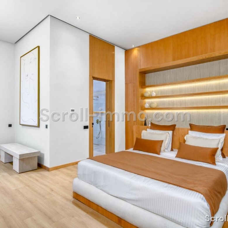 Villa luxueuse Meublée à Vendre – Route de Fès, Km 13