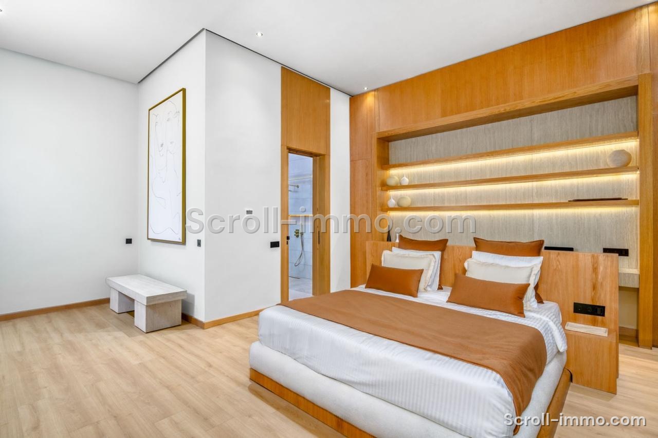 Villa luxueuse Meublée à Vendre – Route de Fès, Km 13