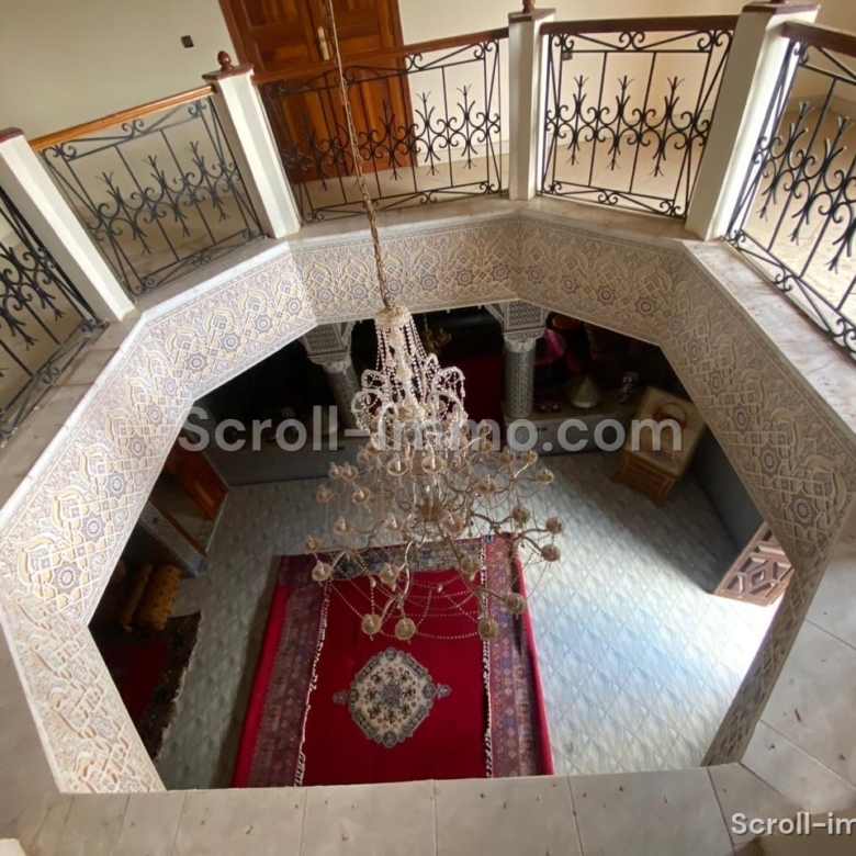 Villa Titré 550m2 à Targa