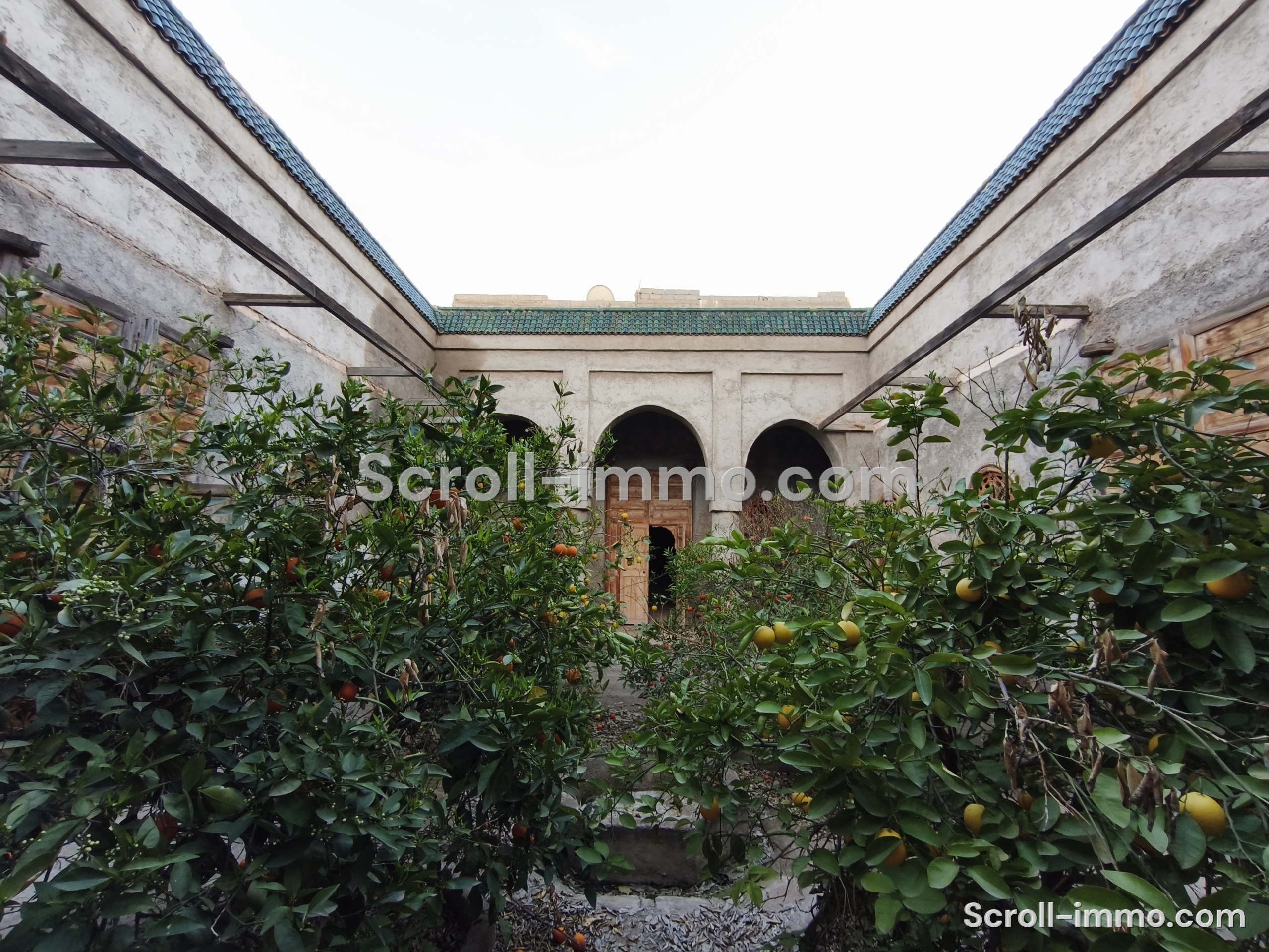 Rare ! Grand riad titré à finir sur 400m2