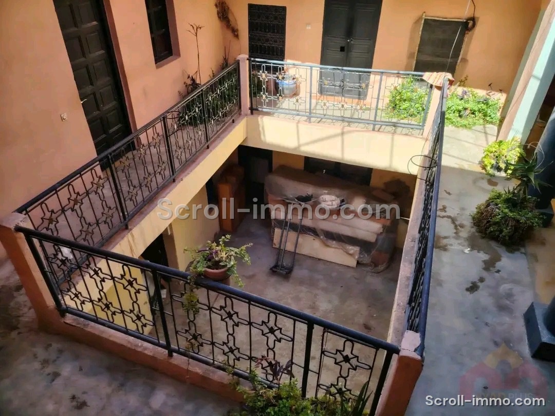 Riad 172m2 à Bab Doukalla