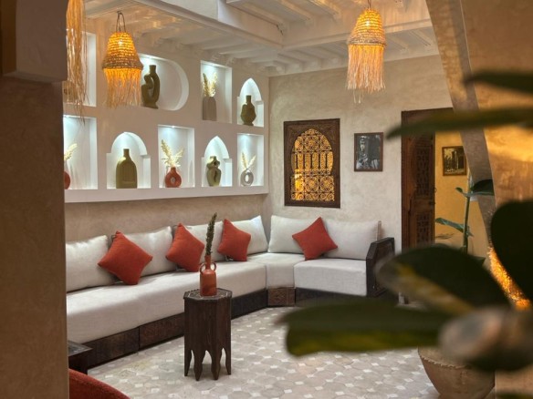 Belle Douiria neuve à vendre – 4 suites – Quartier Derb Dabachi, Médina de Marrakech