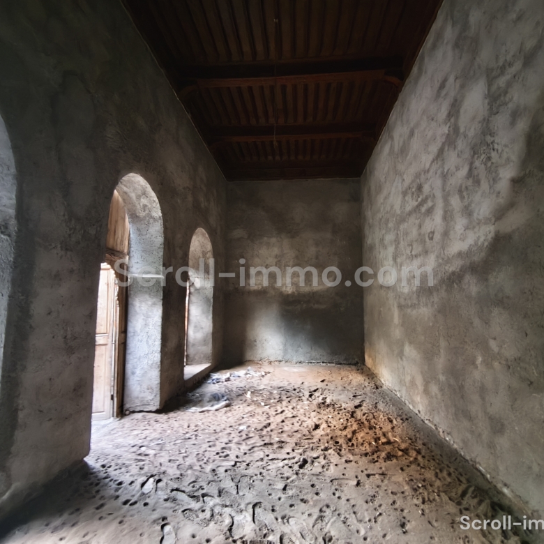 Rare ! Grand riad titré à finir sur 400m2