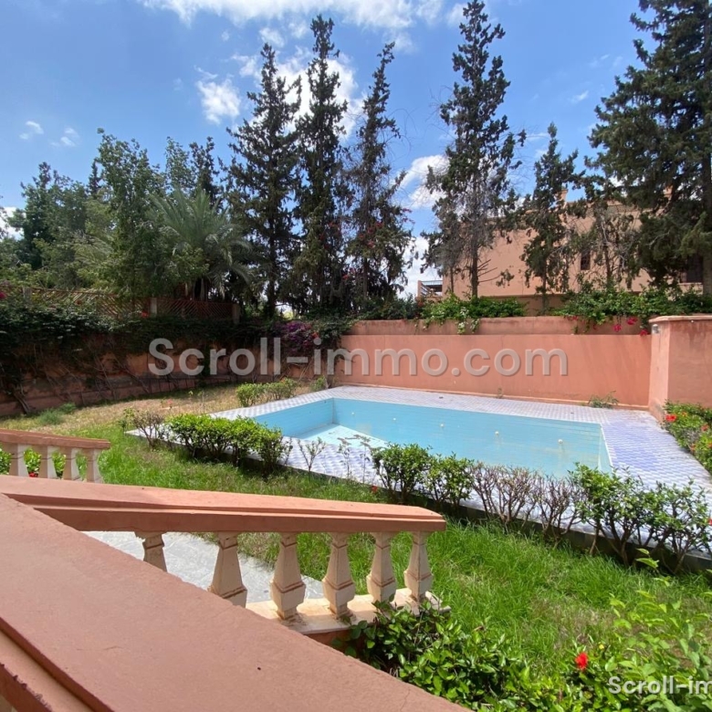Villa Titré 550m2 à Targa