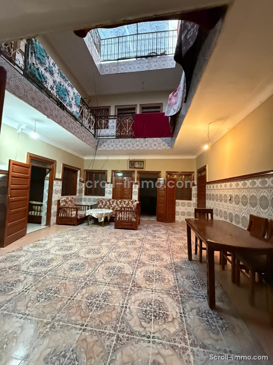 Très bon potentiel pour ce Riad Melkia Propre 160m2 – Bab Doukkala