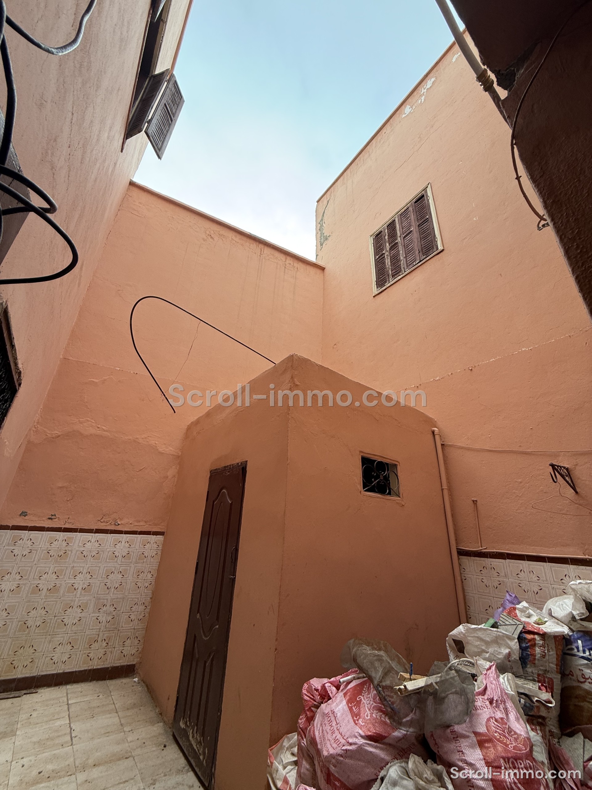 Riad Titré 120M2 – Mosquée Bab Doukalla