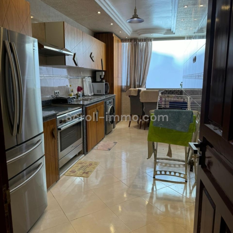 Appartement 138m² à Gueliz, titré meublé