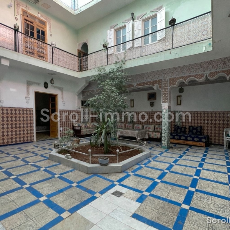 Superbe riad 243m2 au sol