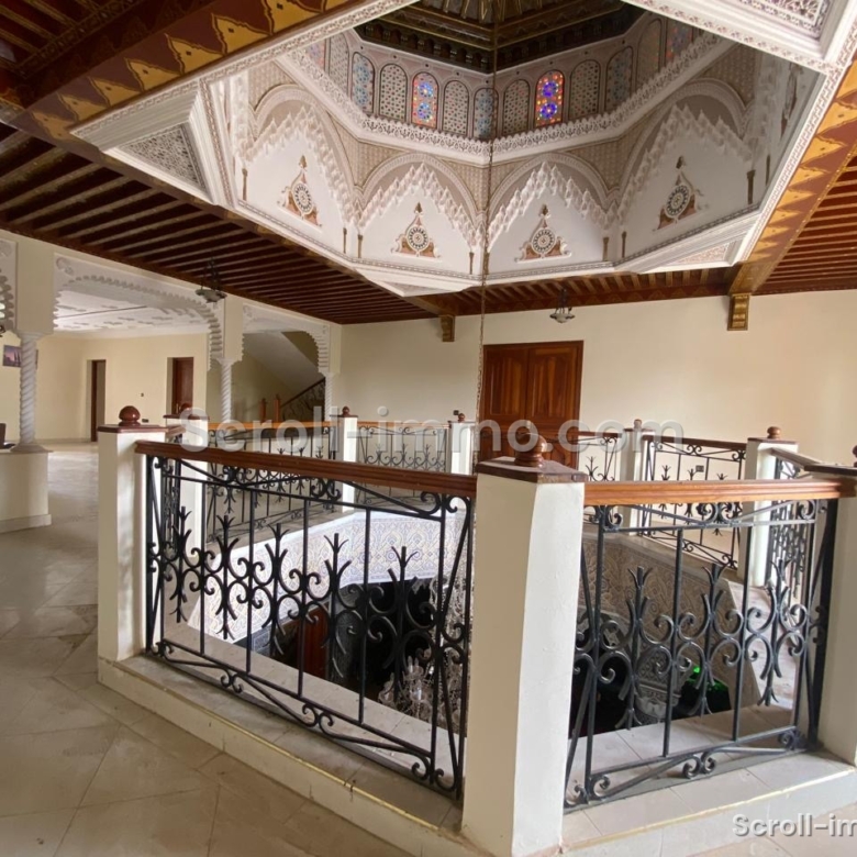 Villa Titré 550m2 à Targa
